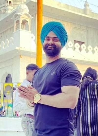  2 young pilots, a family that scrambled to arrange air ambulance