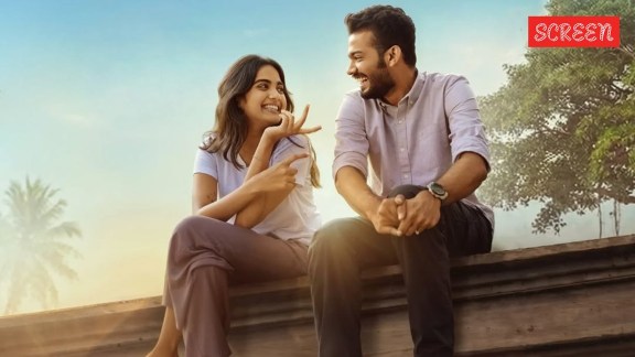 Sukhamano Sukhamann movie review and rating: Although the Mathew Thomas-starrer had at its core an intriguing idea, writer-director Arunlal Ramachandran never even scratches the surface of its potential.