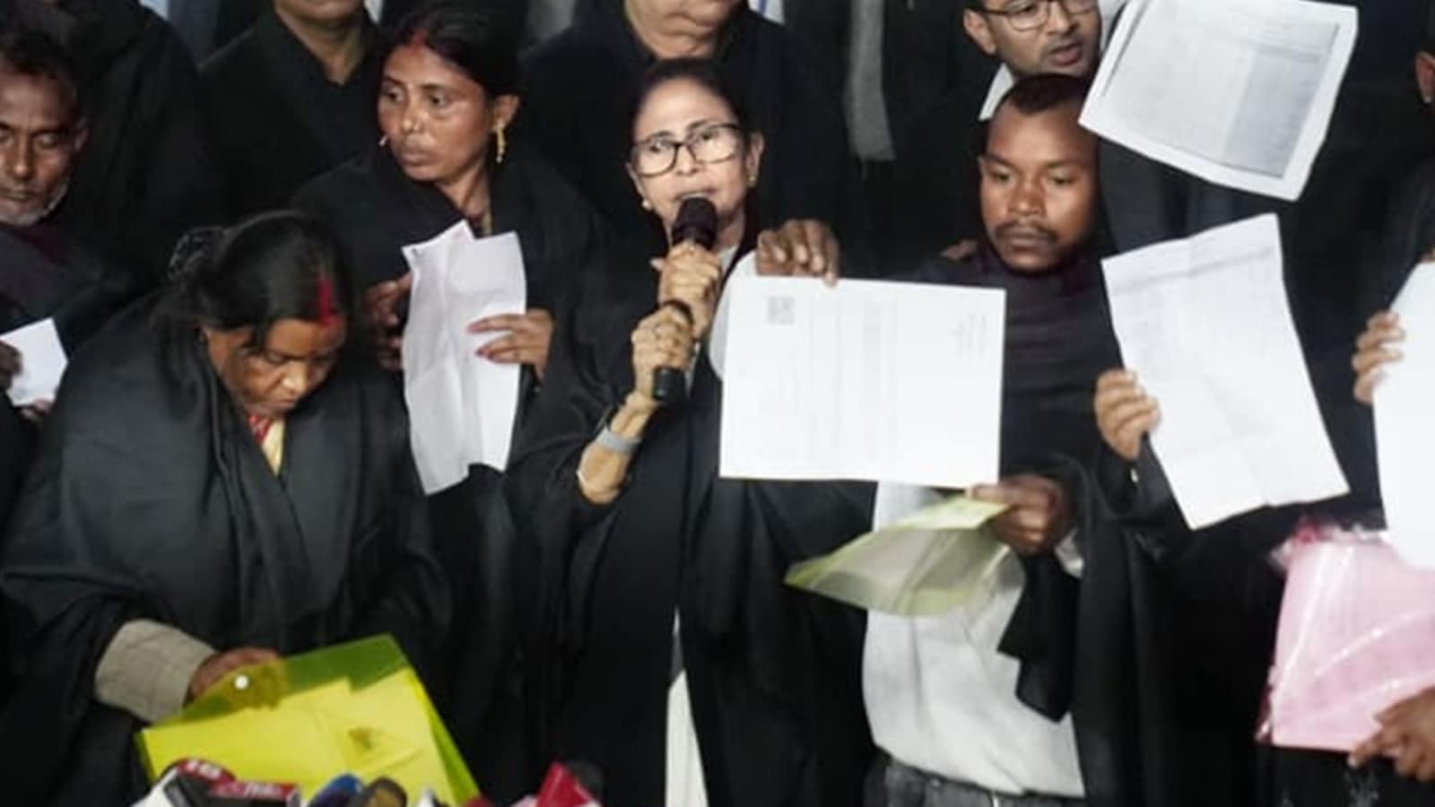 Bengal govt bent on derailing SIR, following old and flawed electoral roll: EC to top court