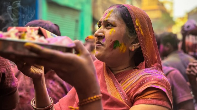 holi