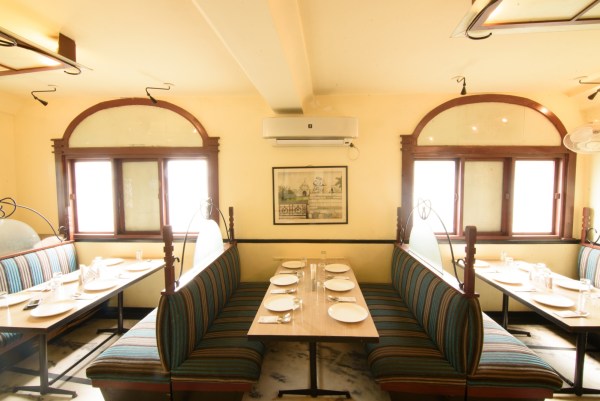 Aminia Restaurant (Kabir Azhar)