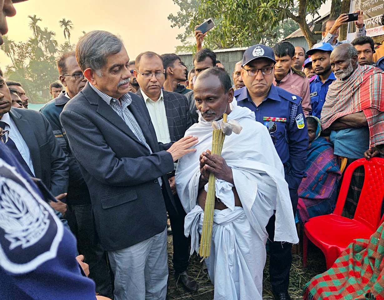 Family of Dipu Das, Hindu man who was lynched in Bangladesh, gets Tk 2.5 million compensation