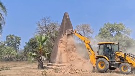 bastar maoist memorials