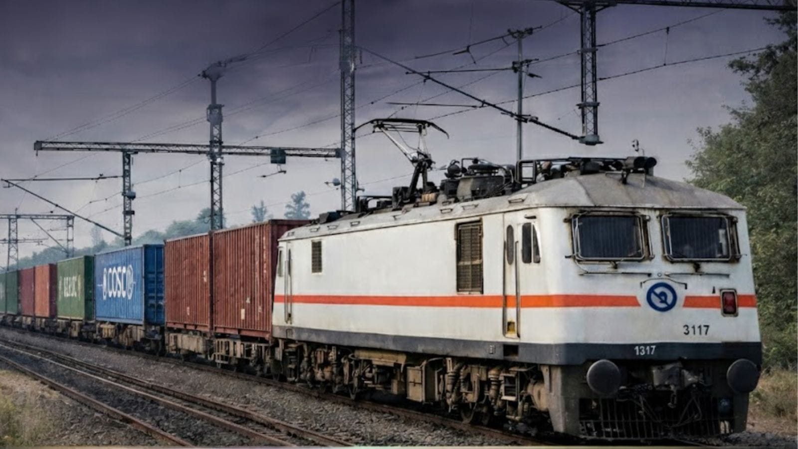 Railway Board asks DFCCIL to fast-track Dankuni–Surat Dedicated Freight Corridor, revise DPR