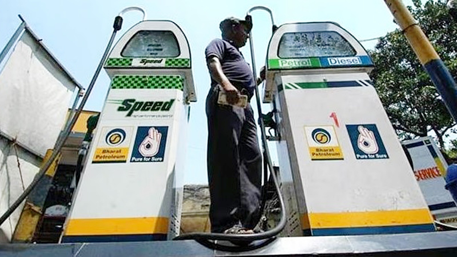 Oil demand to touch new high in FY27 on rising use of key fuels