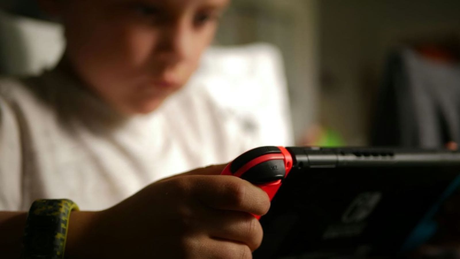Gaming addiction: How to wean teens away from devices