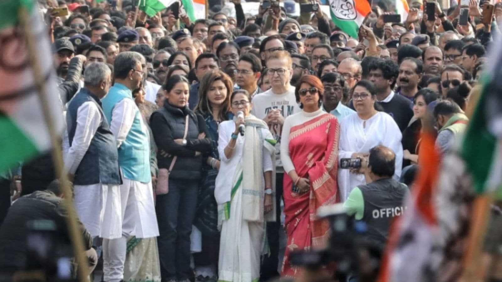 ‘Weaponised’ vs ‘terrorised’: Supreme Court adjourns hearing on ED plea against I-PAC, Mamata Banerjee