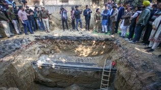 janakpuri pit dug by djb