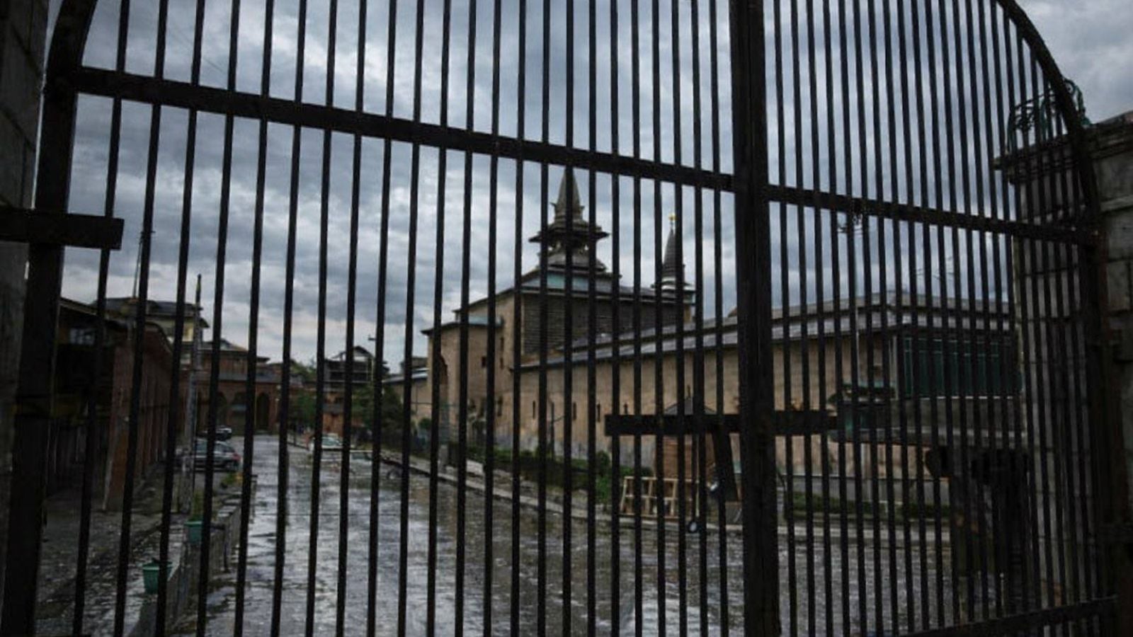 Mirwaiz was not allowed to lead Friday prayers through three Fridays in January