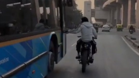 buses vandalism, tempos vandalism, bikers risk public safety, bikers opening doors of buses, bikers opening doors of tempos, Northeast Delhi, Northeast Delhi vandalism, delhi news, India news, Indian express, current affairs