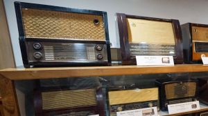 Who is afraid of radio? India must allow more journalism on the airwaves
