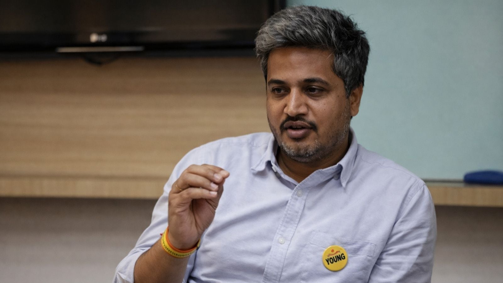 ‘Somebody powerful is protecting DGCA officials, VSR,’ says Rohit Pawar, submits statement to CID ‘Somebody powerful is protecting DGCA officials, VSR,’ says Rohit Pawar, submits statement to CID