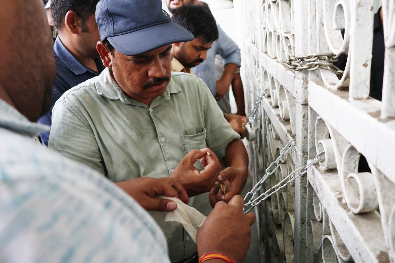 Lucknow Municipal Corporation sealing Sahara Shaher campus in Lucknow