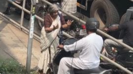 Kerala woman teaching civic sense