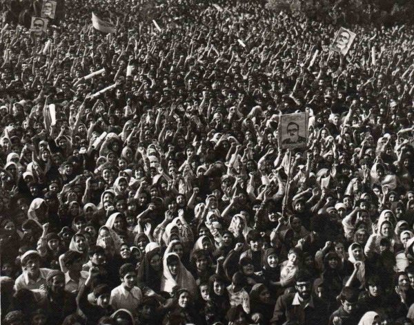 Iranian Revolution (Wikipedia)