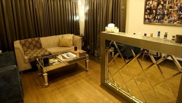 Inside Ameesha Patel’s Mumbai home. (Pic: Zoom/YT)