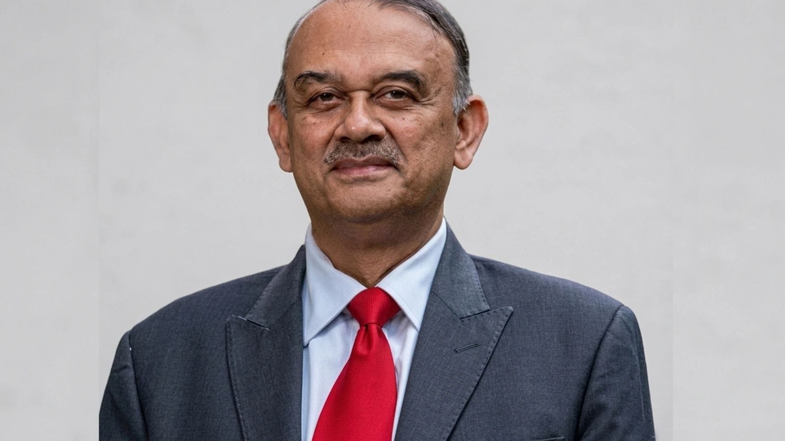 No power struggle or governance issue in HDFC Bank, says Interim Chairman Mistry