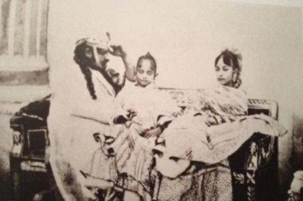 Wajid Ali and his wife and daughter, 1850 (Wikipedia)