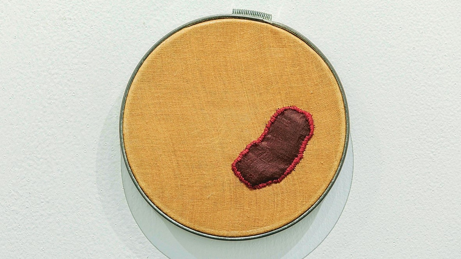 A work from Bhasha Chakrabarti's Scars of Labour (2018) series (Experimenter)