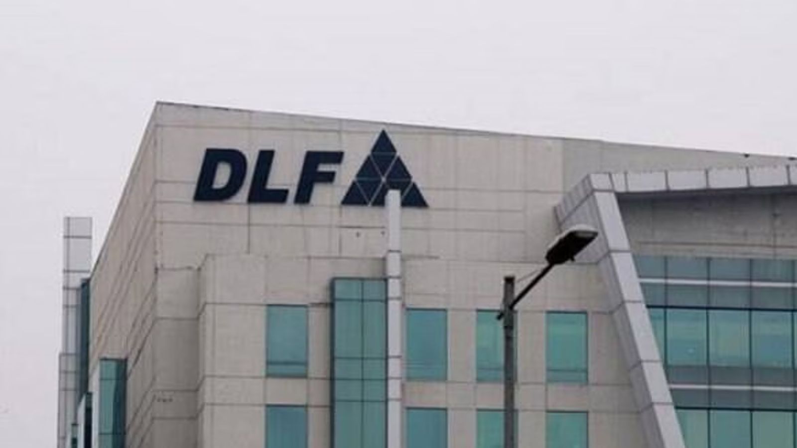 Many flat buyers often unable to realise dreams': SC orders CBI probe into Gurgaon DLF project over 'irregularities' | Legal News - The Indian Express