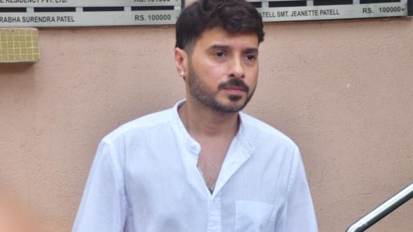 दिव्येंदु शर्मा