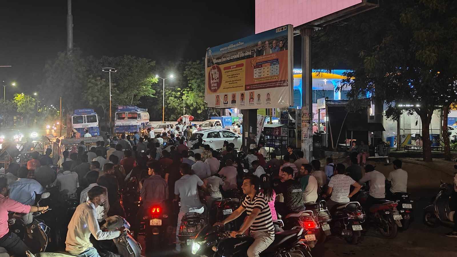 Panic buying of fuel in Gujarat: Police record Rajkot fuel association chief’s statement, say no evidence so far against him for spreading rumours