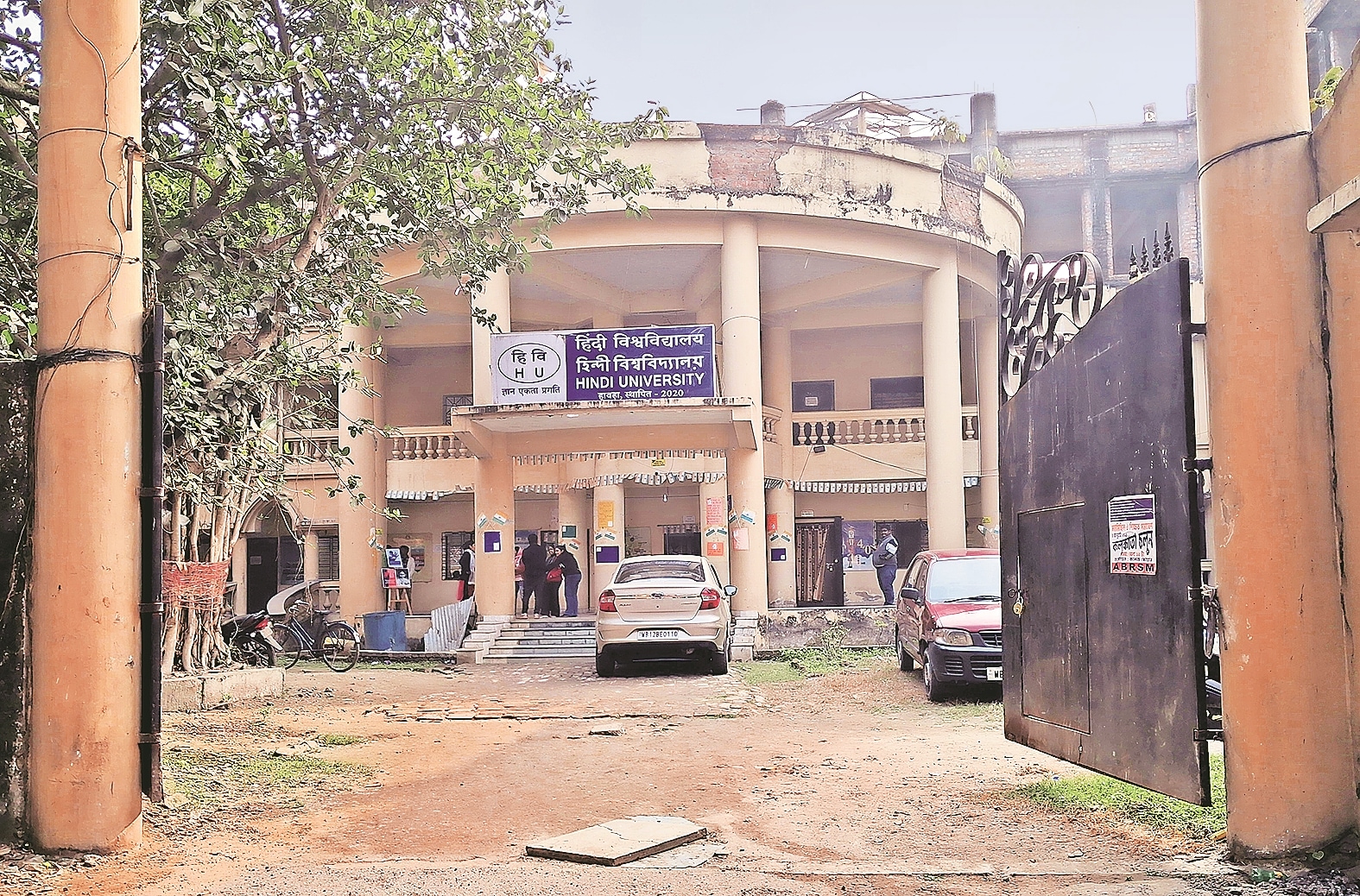 Bengal’s ‘dream’ new universities: Makeshift campuses, faculty at Rs 500 per class, falling student numbers