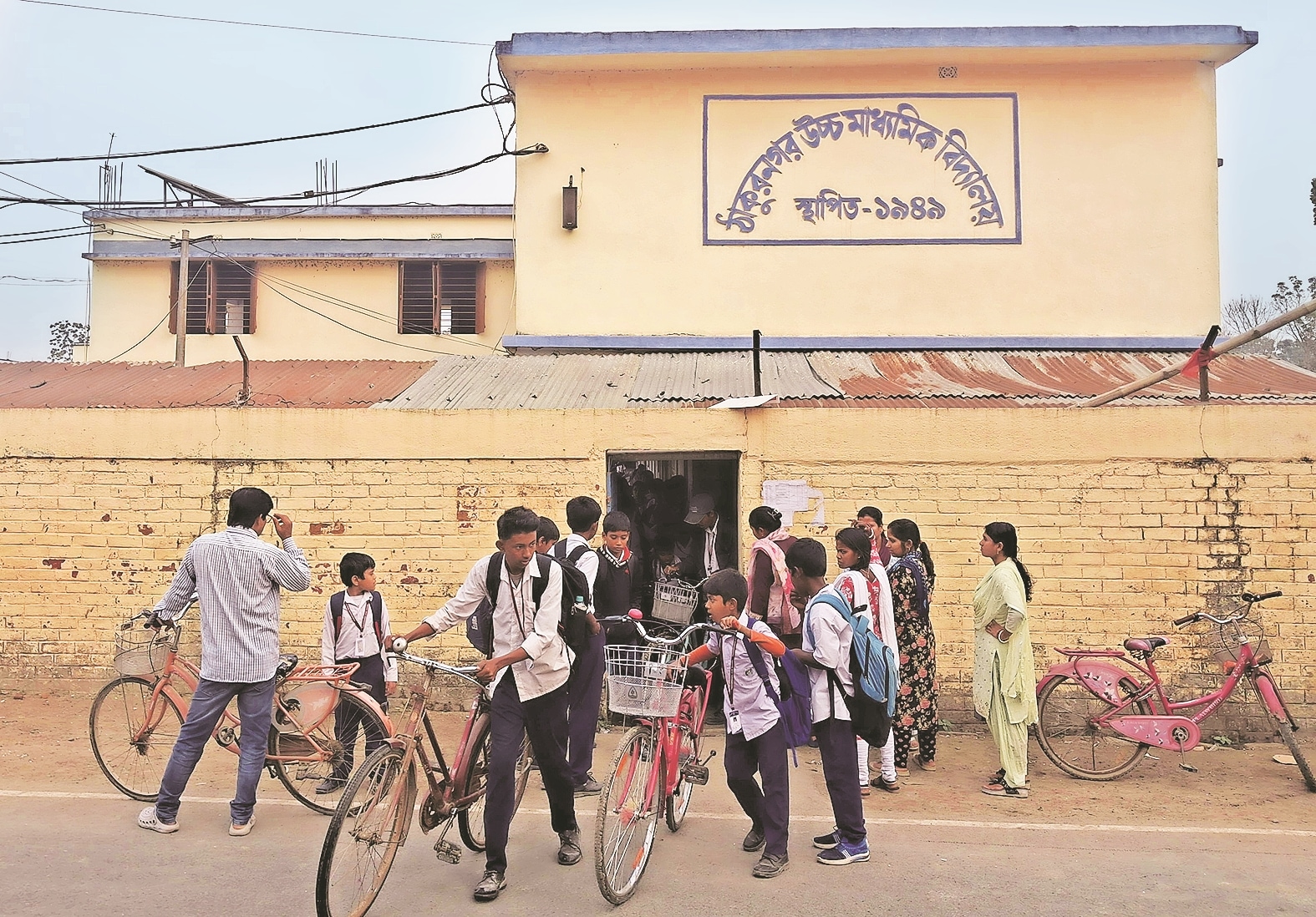 Bengal’s ‘dream’ new universities: Makeshift campuses, faculty at Rs 500 per class, falling student numbers