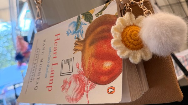 Banu Mushtaq's Heart Lamp hangs from a Rs 2,000 handbag at the Jaipur Literature Festival. (Courtesy: Sidhi Kapoor)