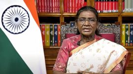 Addressing the gathering, Murmu said that initiatives such as Meri Punji, Mera Adhikar, Pink Saheli Smart Card and Delhi Lakhpati Bitiya are important steps toward making women self-reliant.