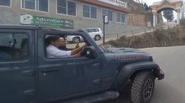 Congress MP Deepinder Singh Hooda was leading the 31 Haryana Congress MLAs coming out of a hotel in New Kufri near Shimla. MP Deepinder Singh Hooda was driving a Haryana registration number black Jeep.