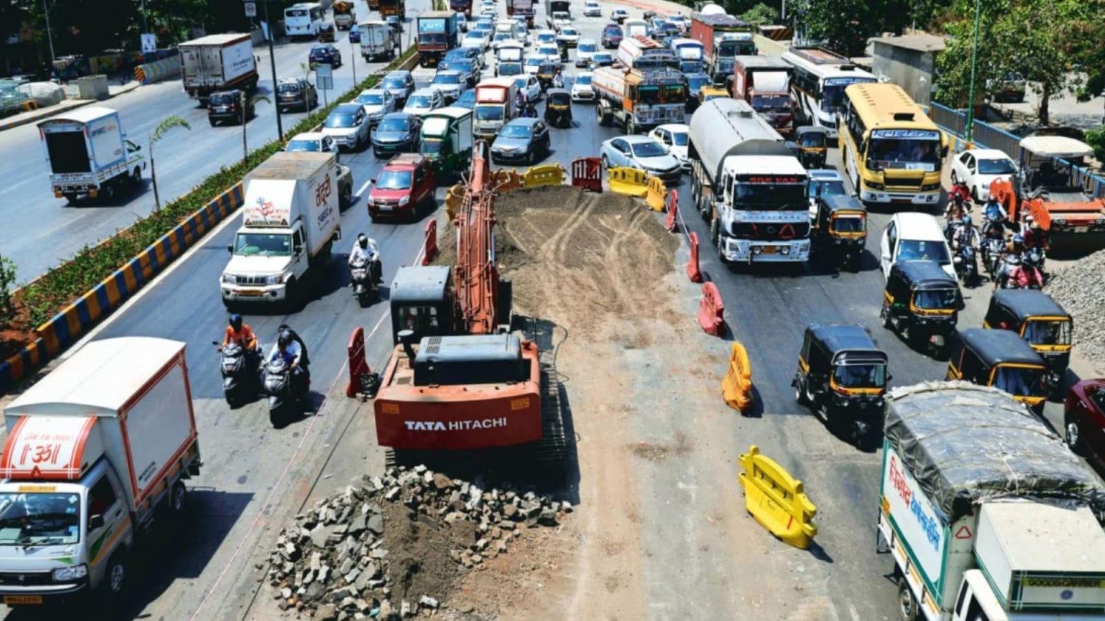 Buses, cabs, autos, goods vehicles to join transport unions’ strike on March 5