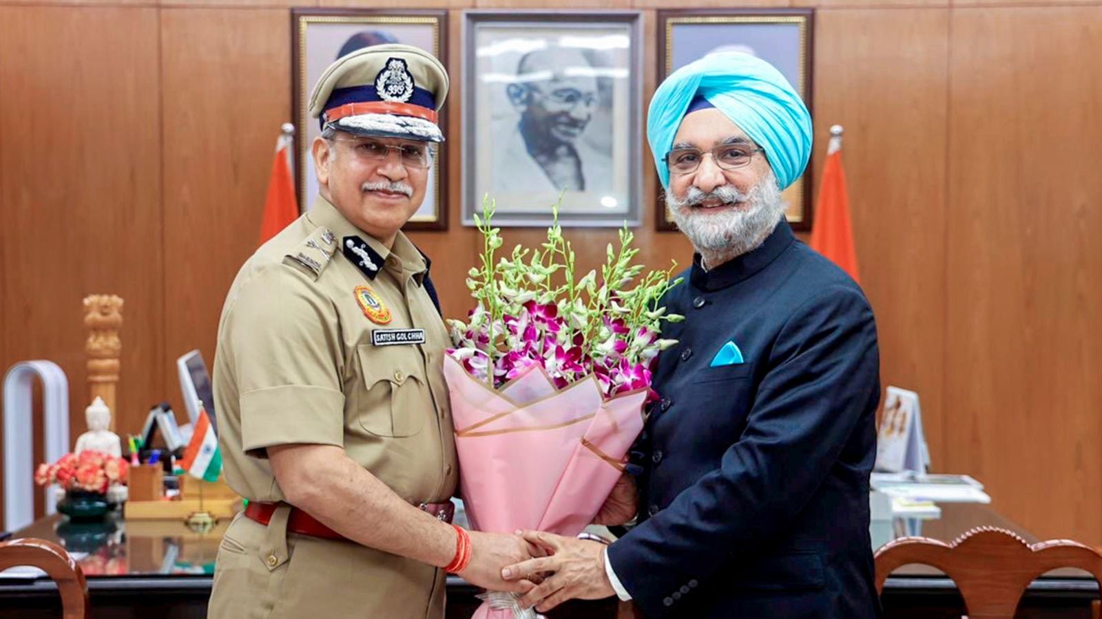 LG meets DDA vice chairman, Delhi Police chief, reviews key challenges