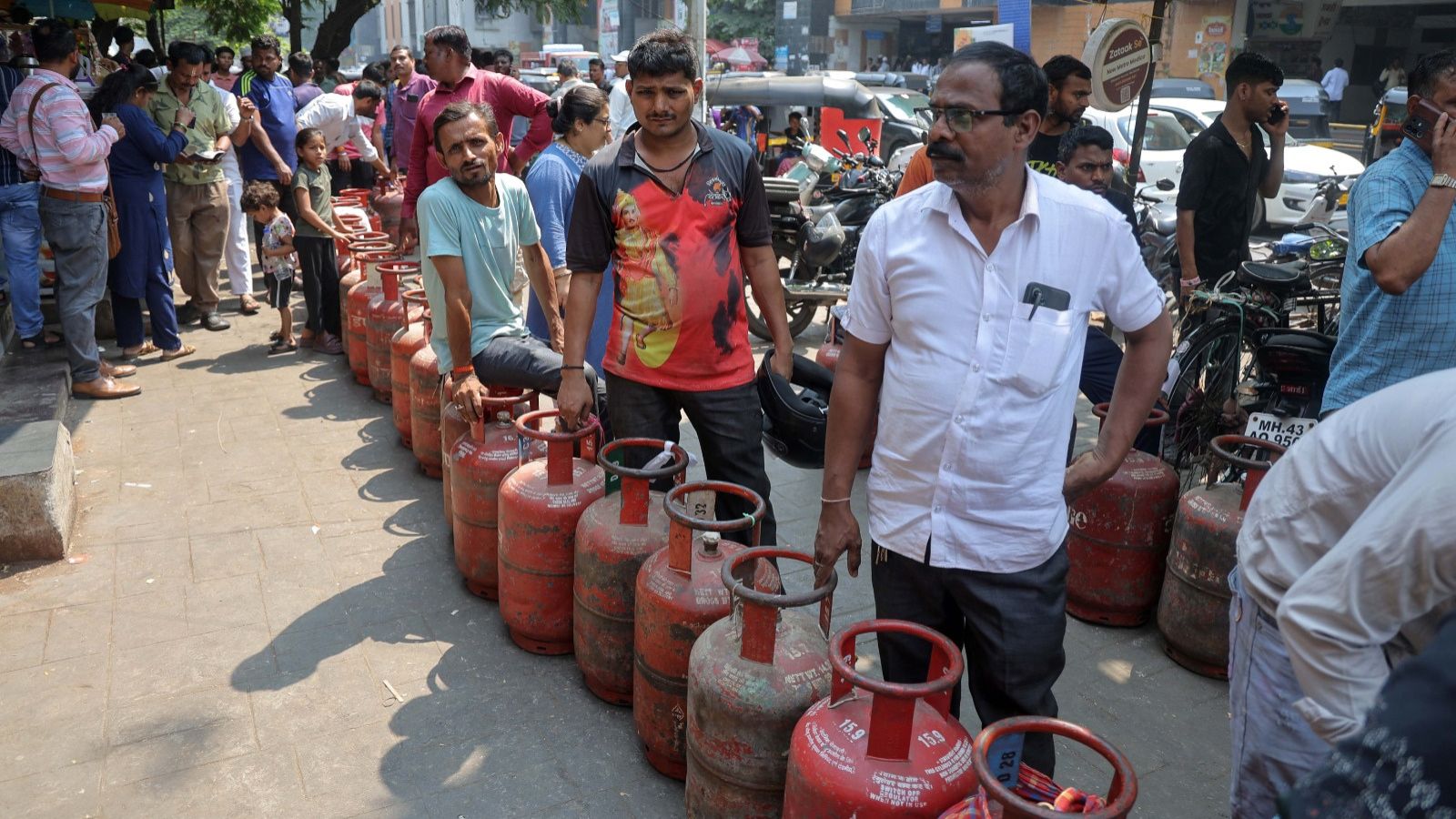 West Asia war hits India’s kitchens: Why govt should immediately address LPG anxiety