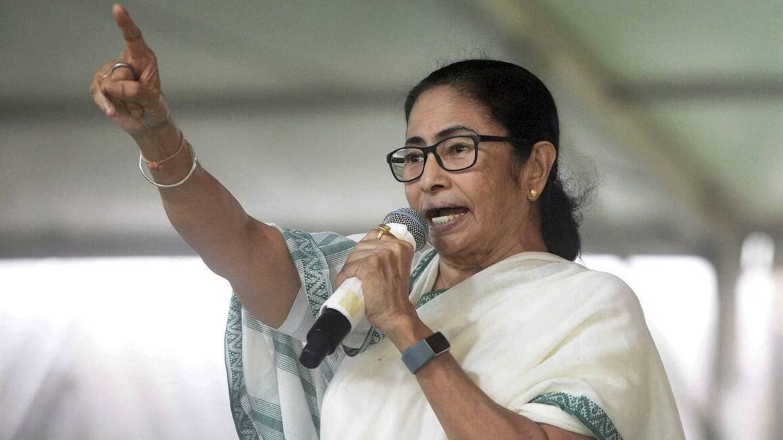 Bengal under unofficial President’s Rule, Centre plans to snatch citizenship through NRC, Census: Mamata 