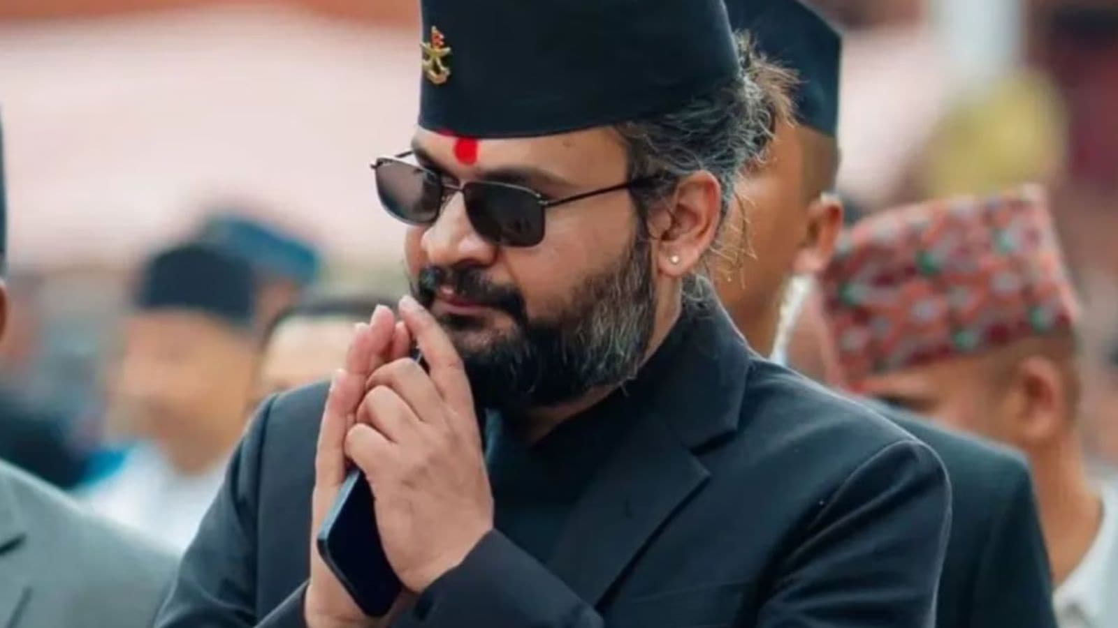 The Saffron Vow and the Mayor who Would Be King