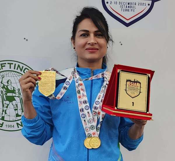 Vishnoi advises people to start with lighter weights and ensure that they get their posture right.