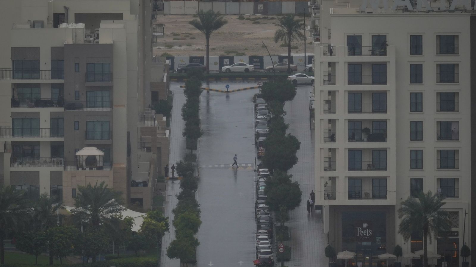The Sky Above the Silent Dunes