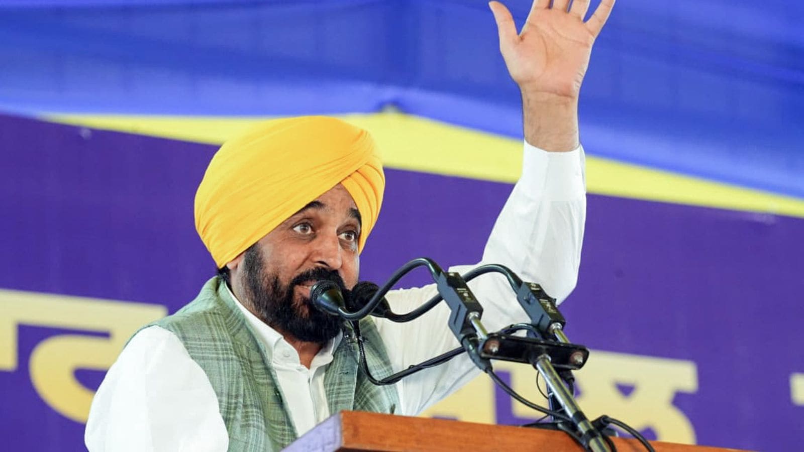 ‘Celebrated in 2024 but dismissed in 2021’: Warring takes dig at Mann over NAS ranking