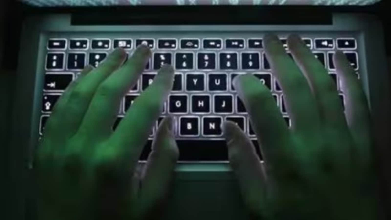 Mumbai Police suspect that the man arrested by Delhi Police may be the one terrorising city with hoax mails since years