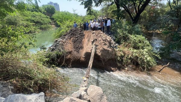 Pune canal breach flooding