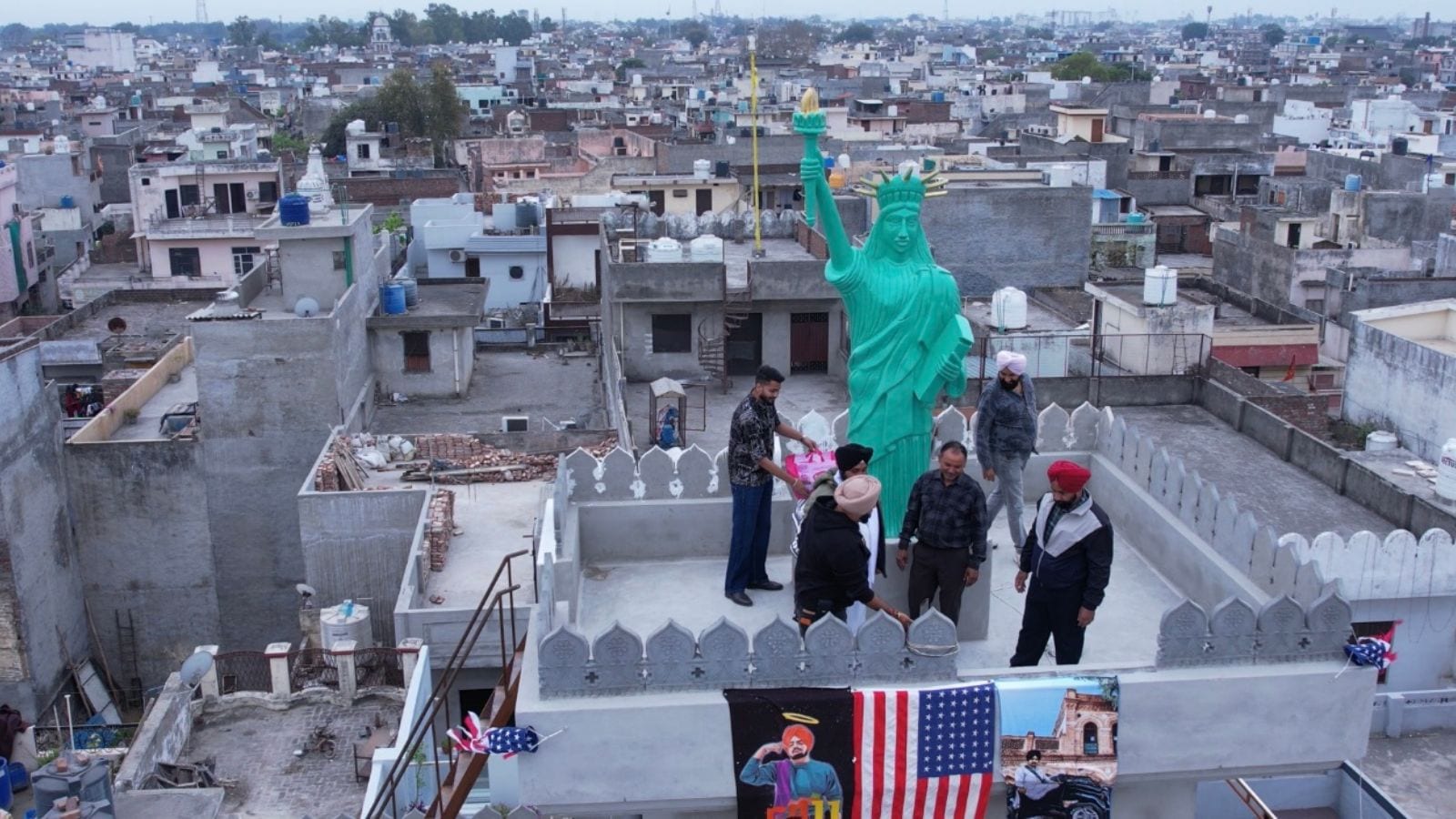 Statue of Liberty replica on Jalandhar rooftop becomes talking point, attracts shutterbugs from near and far