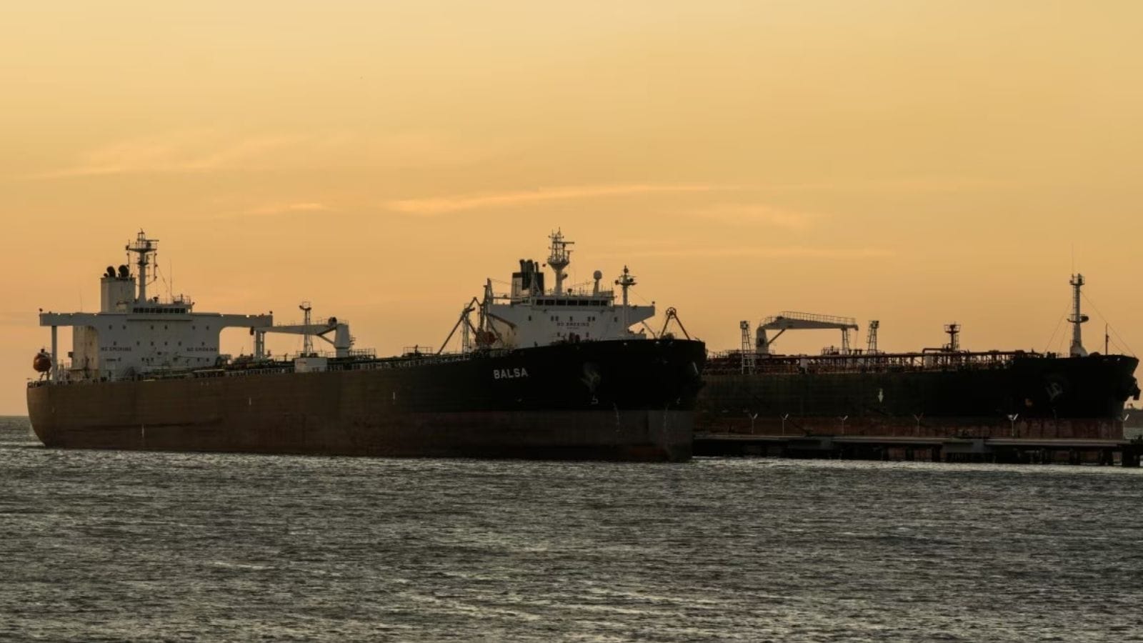 The Anatomy of Sanctions Elasticity: Deconstructing the US Russian Oil Pivot