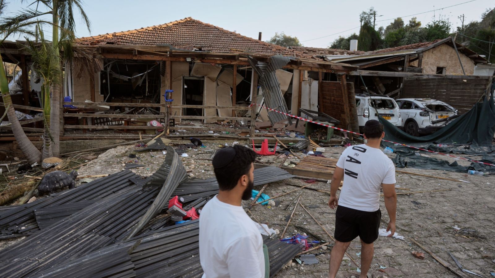 Pentagon prepares for ground operation; Iran threatens to hit US varsities in Middle East