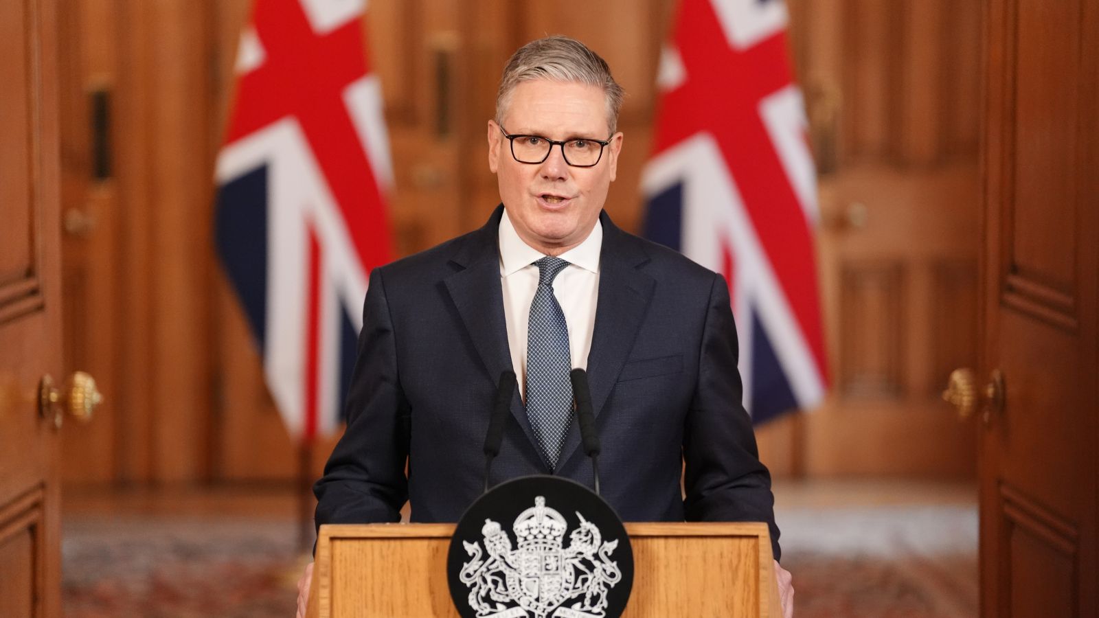 UK to allow US use of British bases for ‘limited defensive purpose’, says Starmer