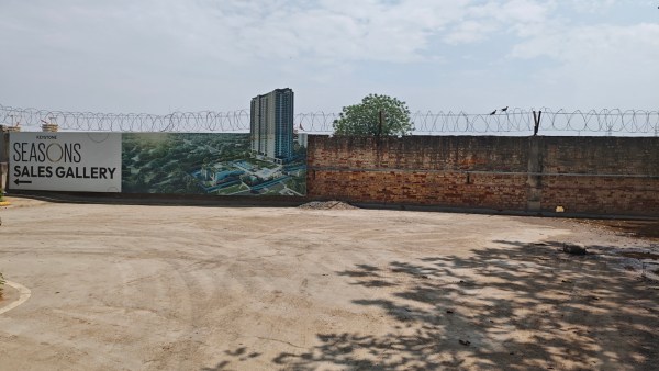 Umang Winter Hills