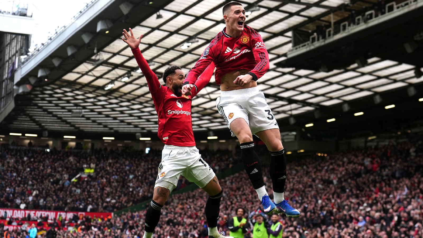 Manchester United tighten hold on third in Premier League with win over Aston Villa
