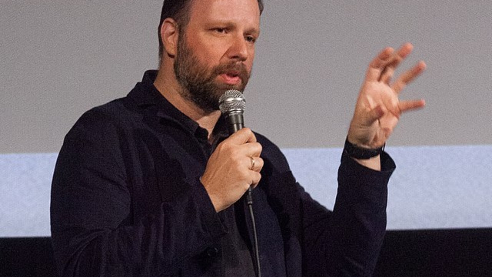 Must-watch international directors for every film lover