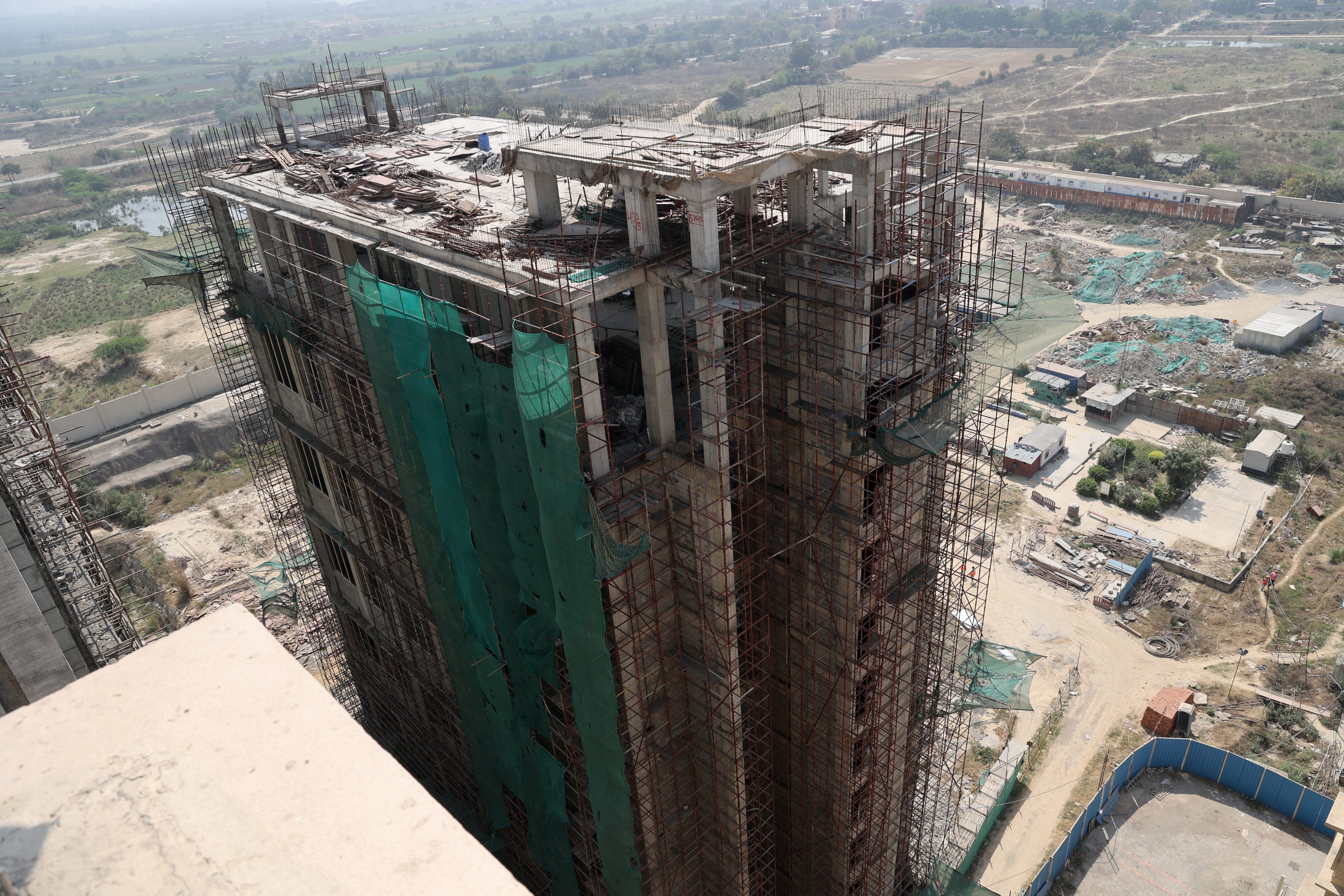 Inside an AI data centre