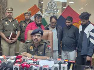 Meerut Police arrested Chanchal Kumar and his three accomplices — Arvind alias Monu alias Gurmukh, Sandeep alias Rahul, Vivek alias Kaka.